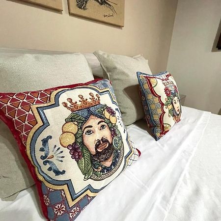 Il Moro - Casa Vacanze Terrasini Dış mekan fotoğraf